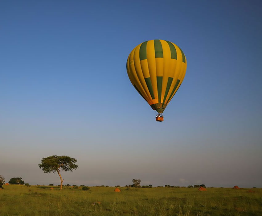 hot air balloon safaris in Murchison Falls National Park